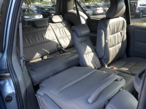 Honda Odyssey 2010 photo 1