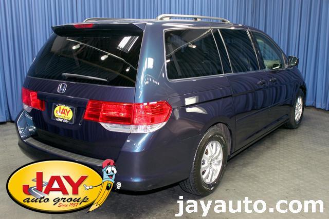 Honda Odyssey 2010 photo 2