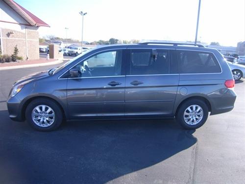 Honda Odyssey 2010 photo 2