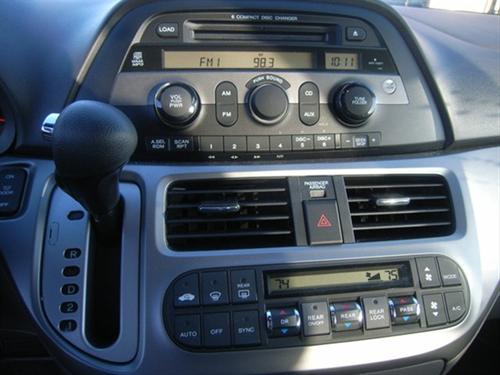 Honda Odyssey 2010 photo 3