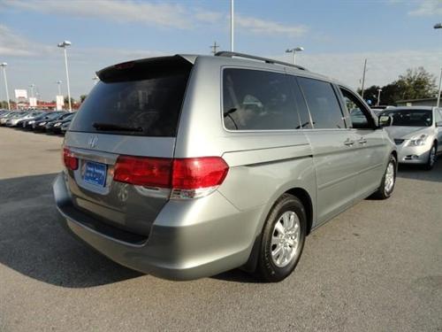 Honda Odyssey 2010 photo 2