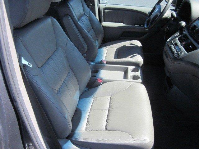 Honda Odyssey 2010 photo 4