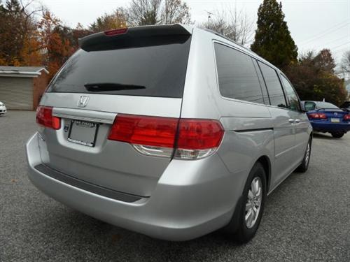 Honda Odyssey 2010 photo 3