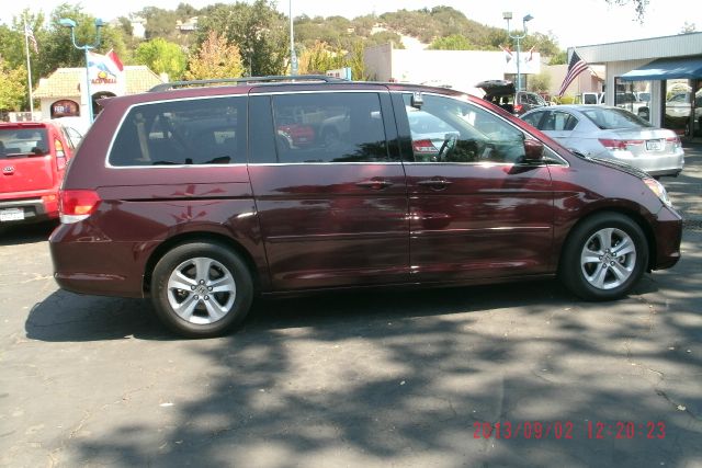 Honda Odyssey 2010 photo 1