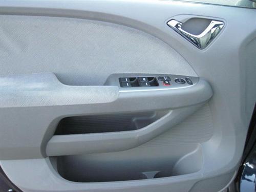 Honda Odyssey 2010 photo 2