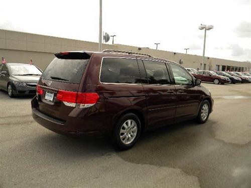 Honda Odyssey 2010 photo 2