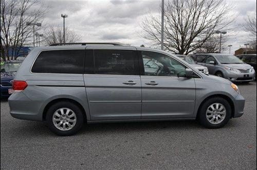 Honda Odyssey 2010 photo 1