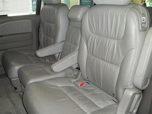 Honda Odyssey 2010 photo 4