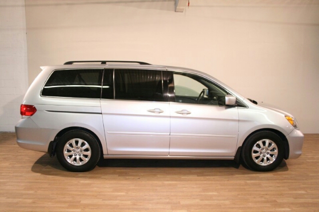 Honda Odyssey 2010 photo 3