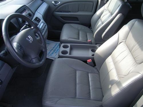 Honda Odyssey 2010 photo 4