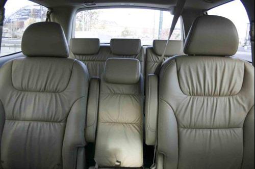 Honda Odyssey 2010 photo 3