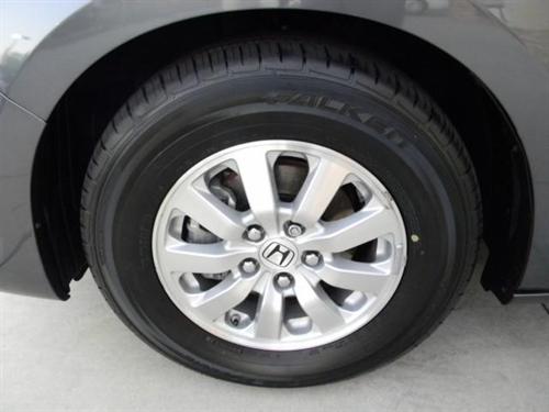 Honda Odyssey 2010 photo 3