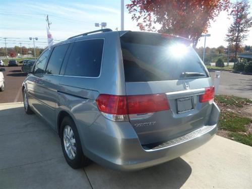 Honda Odyssey 2010 photo 2