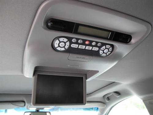 Honda Odyssey 2010 photo 2