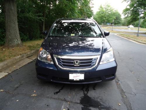 Honda Odyssey 2010 photo 2