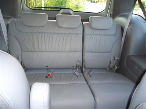 Honda Odyssey 2010 photo 3