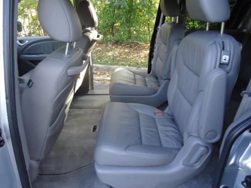 Honda Odyssey 2010 photo 4