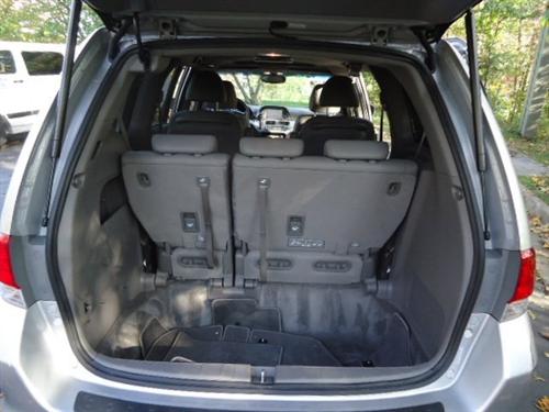 Honda Odyssey 2010 photo 5
