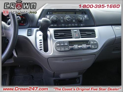 Honda Odyssey 2010 photo 4