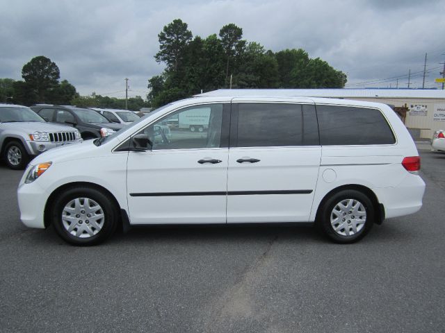 Honda Odyssey 2010 photo 4
