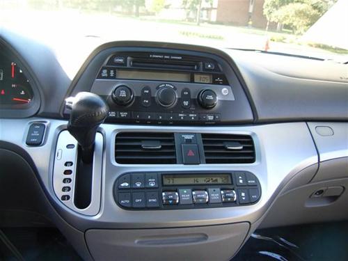 Honda Odyssey 2010 photo 5