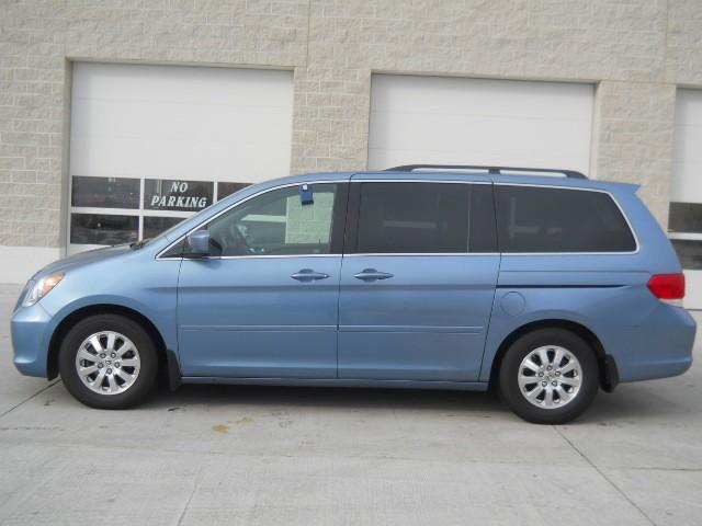 Honda Odyssey 2010 photo 1
