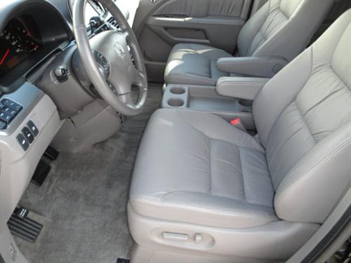Honda Odyssey 2010 photo 2