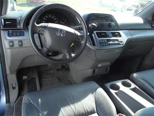 Honda Odyssey 2010 photo 4