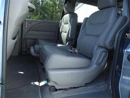 Honda Odyssey 2010 photo 5