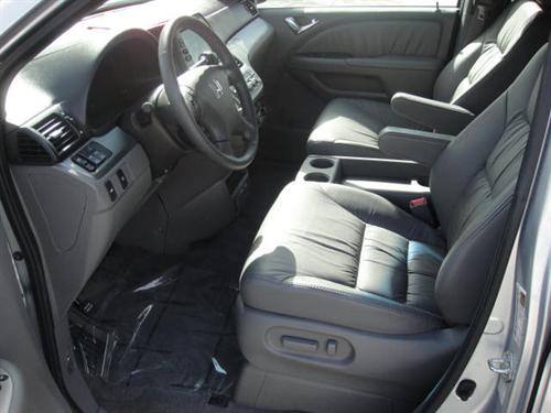 Honda Odyssey 2010 photo 3