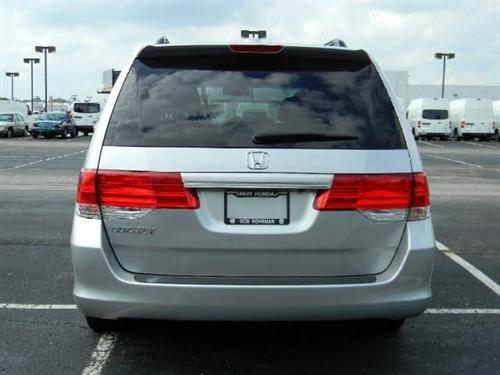 Honda Odyssey 2010 photo 3