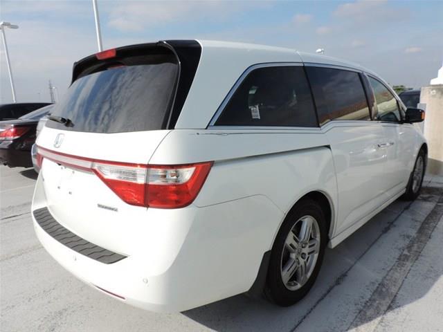 Honda Odyssey 2011 photo 1