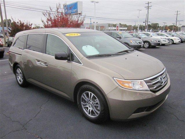 Honda Odyssey 2011 photo 1