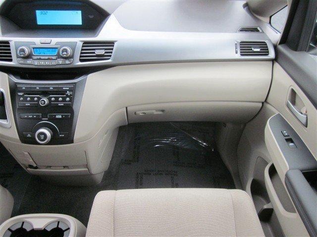 Honda Odyssey 2011 photo 5