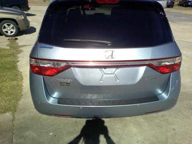 Honda Odyssey 2011 photo 3