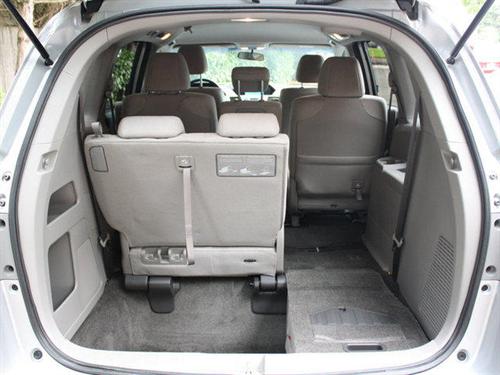 Honda Odyssey 2011 photo 5