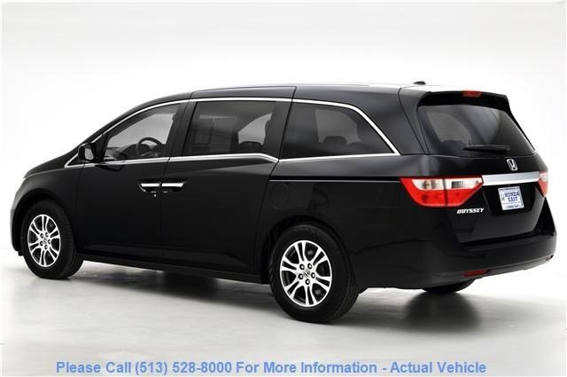 Honda Odyssey 2011 photo 4