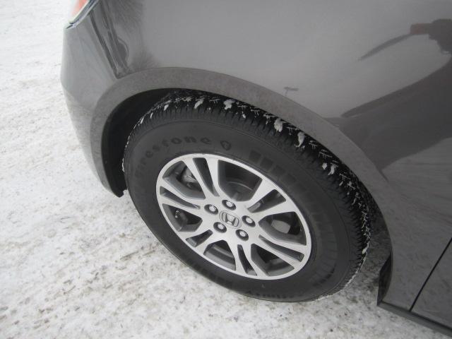 Honda Odyssey 2011 photo 4