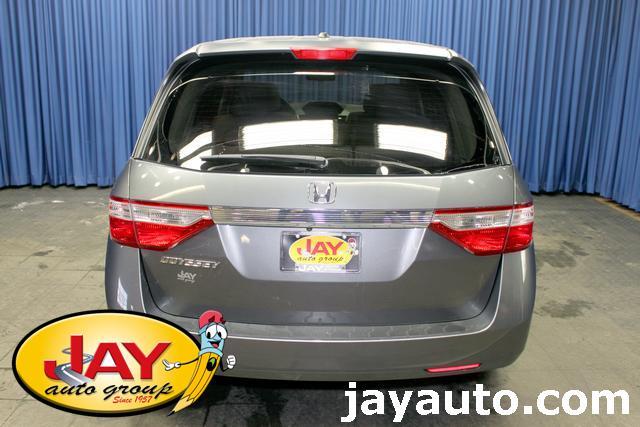Honda Odyssey 2011 photo 4