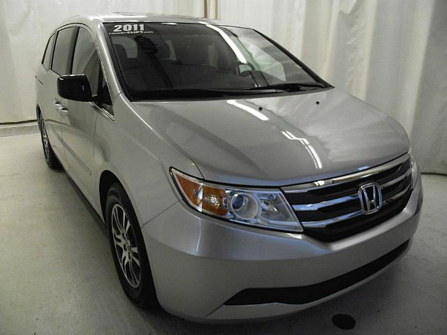 Honda Odyssey 2011 photo 1