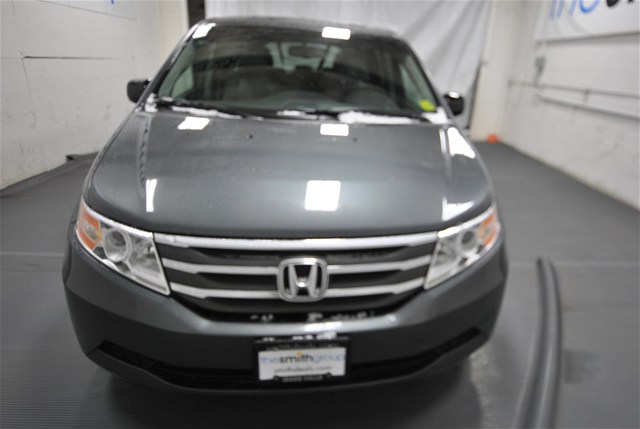 Honda Odyssey 2011 photo 1