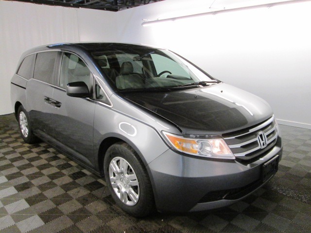 Honda Odyssey 2011 photo 1