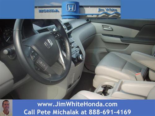 Honda Odyssey 2011 photo 2