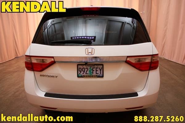 Honda Odyssey 2011 photo 4