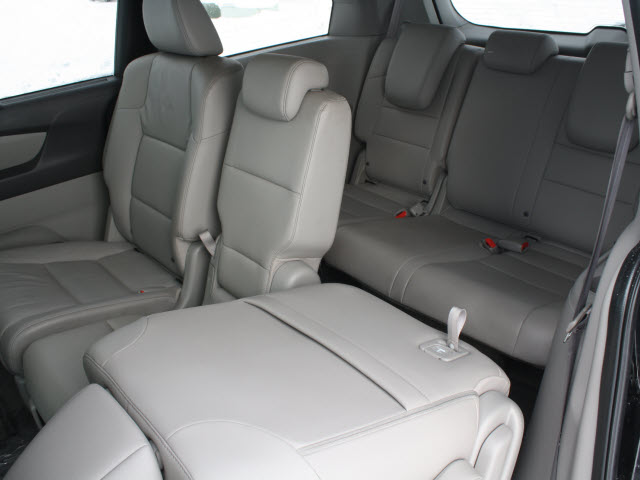 Honda Odyssey 2011 photo 5
