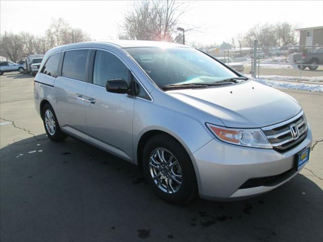 Honda Odyssey 2011 photo 1