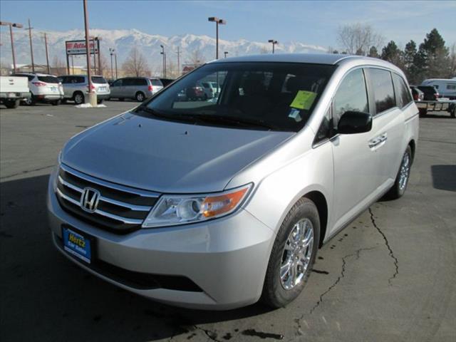 Honda Odyssey 2011 photo 3