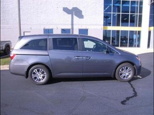 Honda Odyssey 2011 photo 3