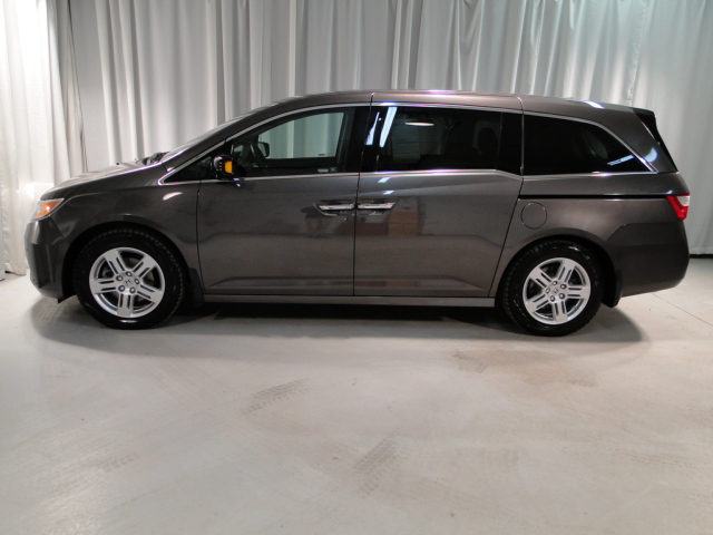 Honda Odyssey 2011 photo 4