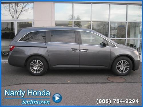 Honda Odyssey 2011 photo 1